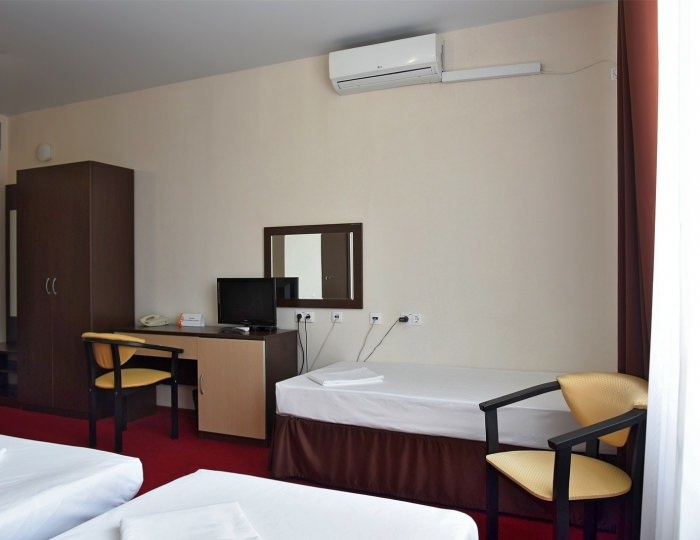 Стандарт 2-местный (Standard Triple) Квартал 14 - Отель «Русский Дом»