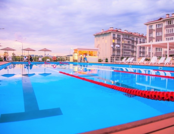 Бассейн - Отель «Русский Дом»